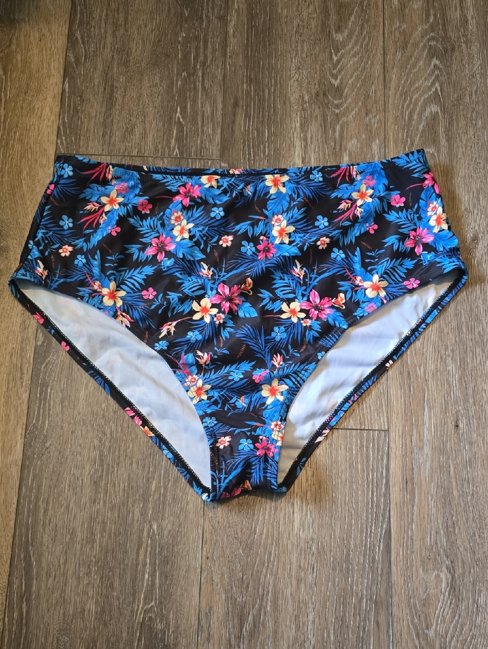High-Waist Floral Women's XXL Bikini Bottoms in Black and Blue New w/out Tags!
